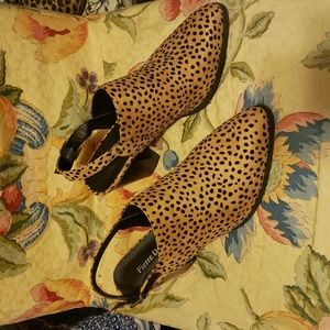 Pierre Dumas Cheetah Print Mules, Size 9.